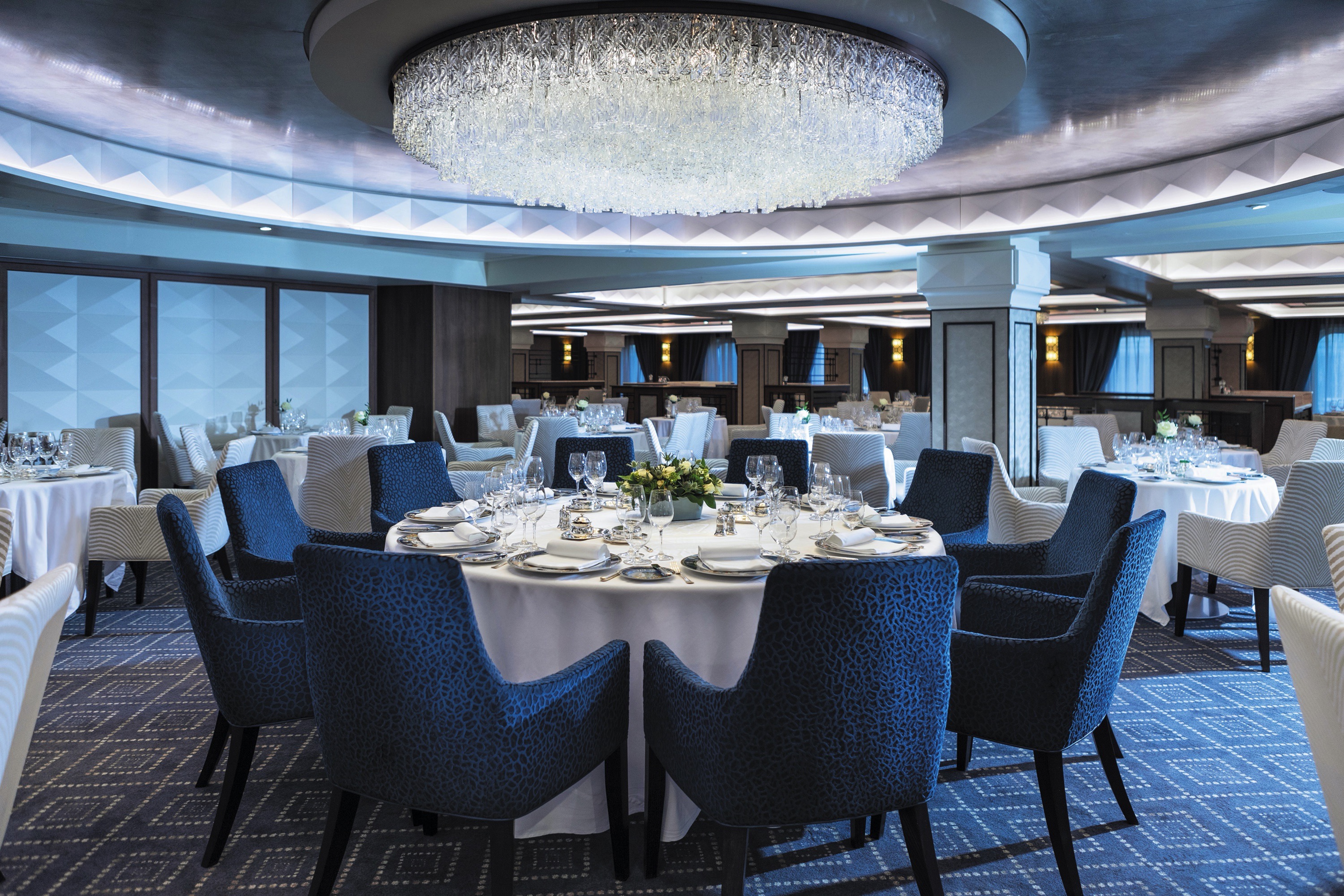 Seven Seas Mariner - Compass Rose